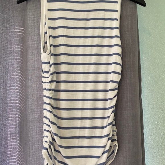 White House Black Market Ruched Tank Top Size XS - Picture 3 of 3